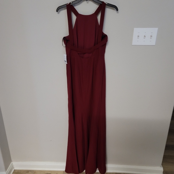 CLEARANCE NWT Dessy Collection by Vivian Diamond Halter Open Back Dress Size 4 - Picture 6 of 9